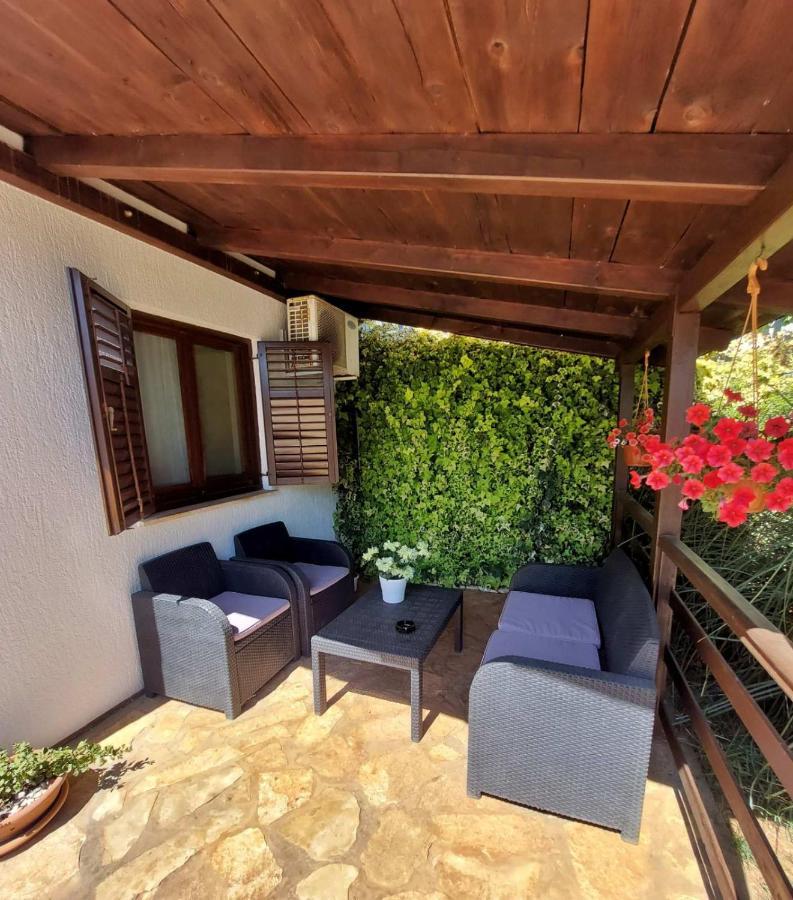 The Big Smile Apartments PUY Exterior foto